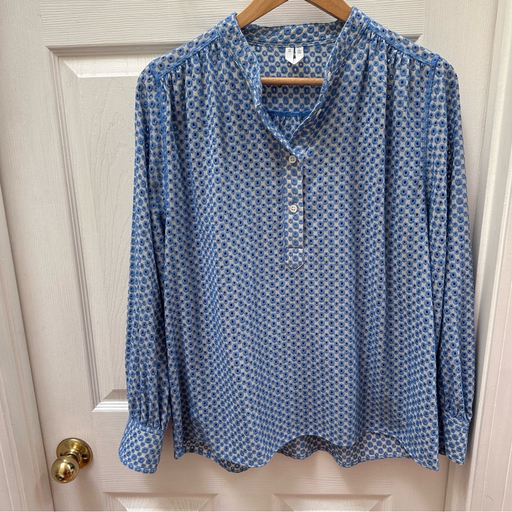 Arket blue floral eyelet long sleeve top buttons 38